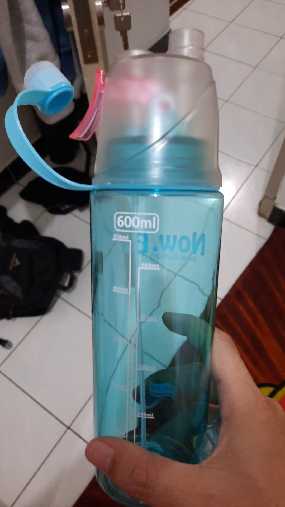 Botol Minum Plastik Portable Anti Bocor S36323-4-2 600ml Ada Sedotan Kualitas Tinggi