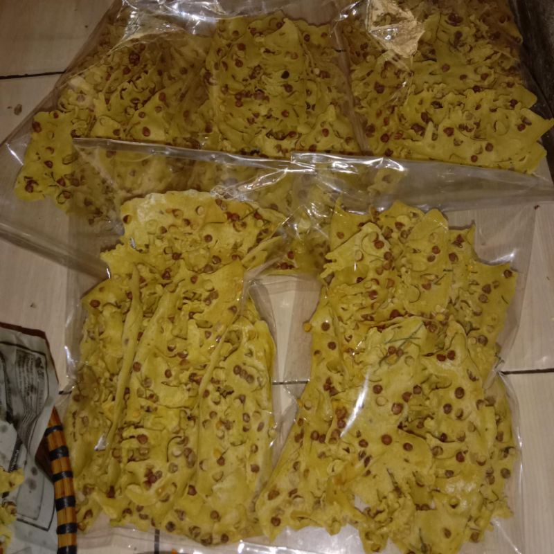 

peyek kriuk