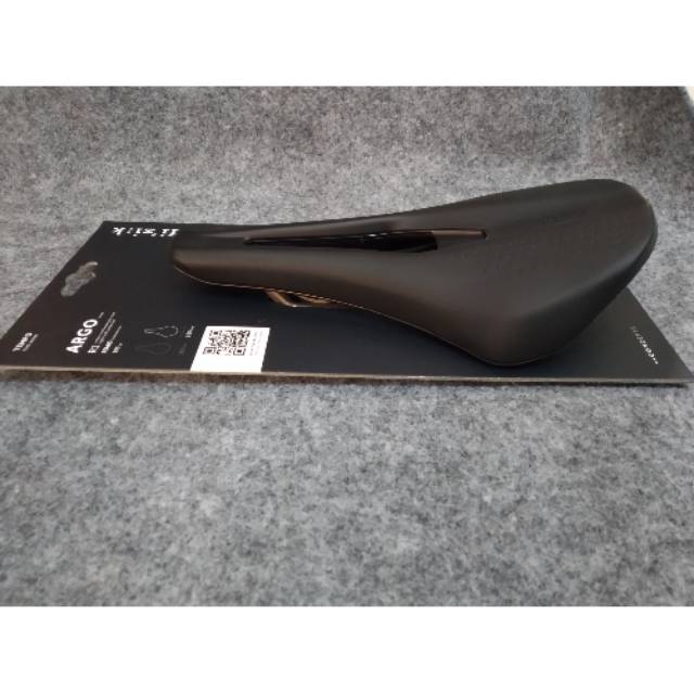 Fizik Saddle Tempo Argo R1 Carbon Rail Black