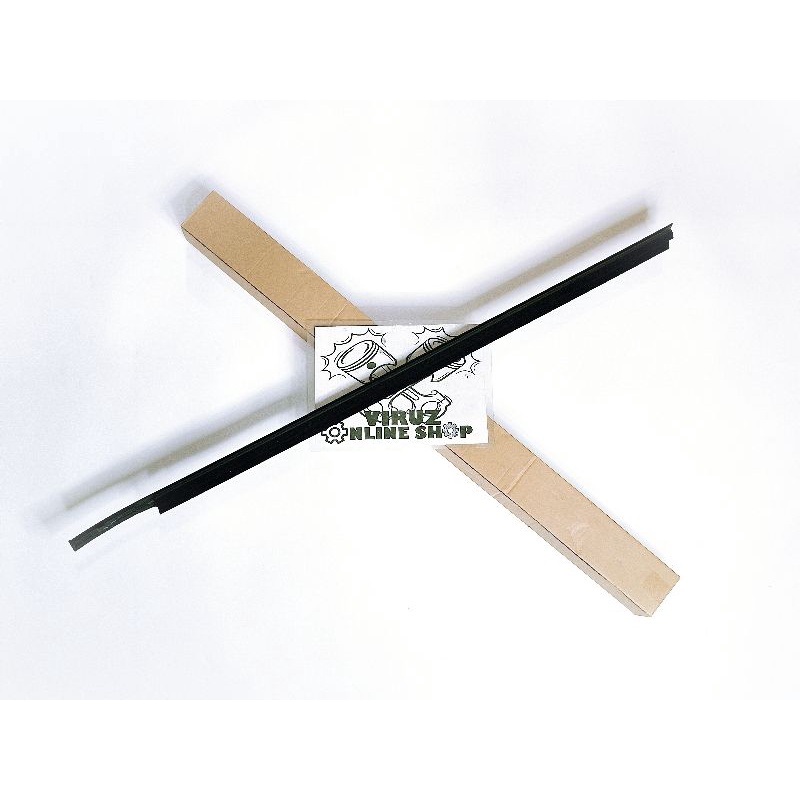 WEATHERSTRIP WEATHER STRIP WETHERSTRIP WETHER STRIP PELIPIT KACA LUAR DEPAN SUZUKI ERTIGA