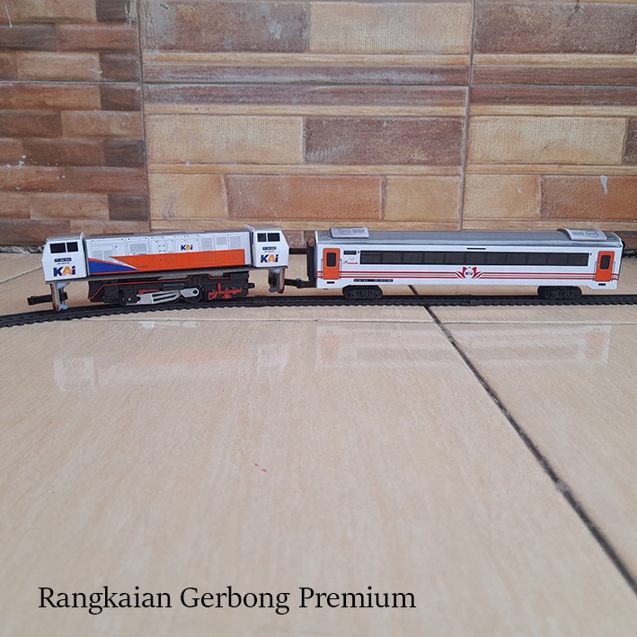 Kereta api Indonesia - ful set lokomotif dan gerbong