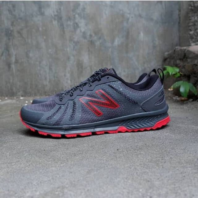 new balance mt590lm4