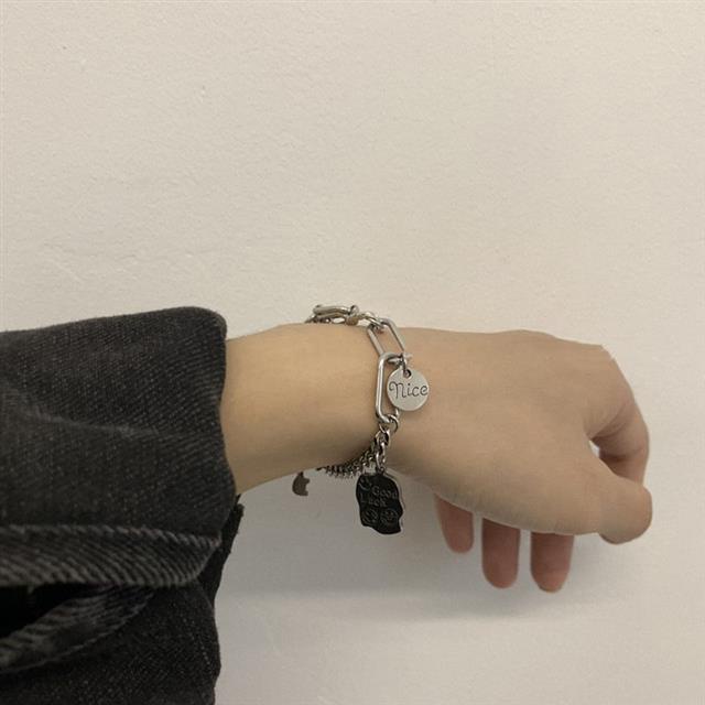 Baja Titanium wajah tersenyum all-match gelang khusus Korea bunga desain sederhana gelang fashion se