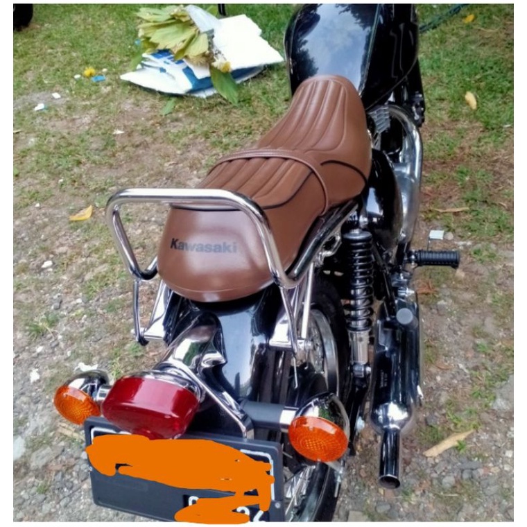 Behel belakang Kawasaki Estrella W250