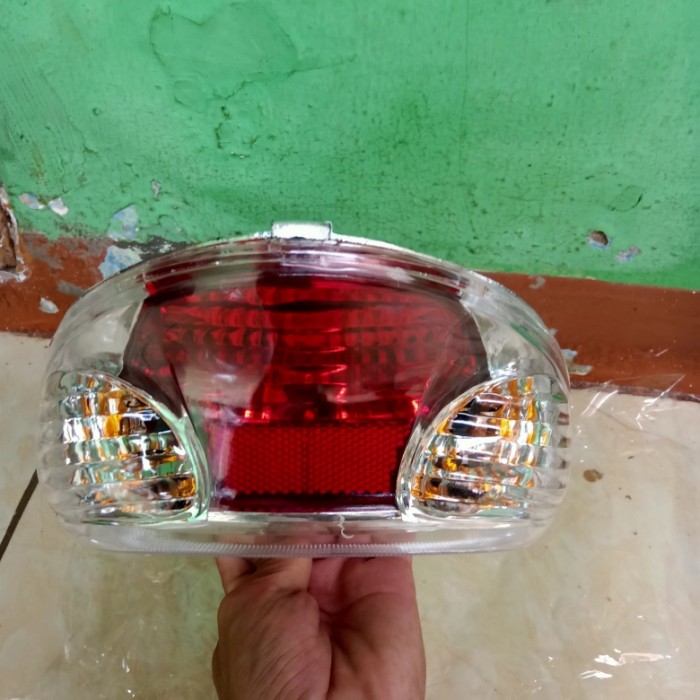 Lampu belakang Jupiter Z lama