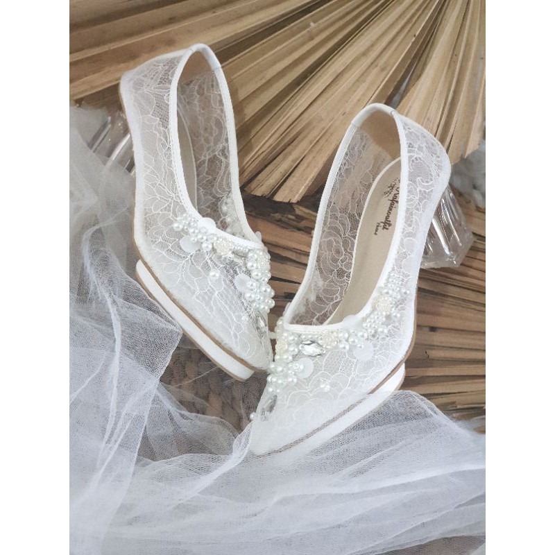 sepatu meruby putih sepatu wedding wanita cantik