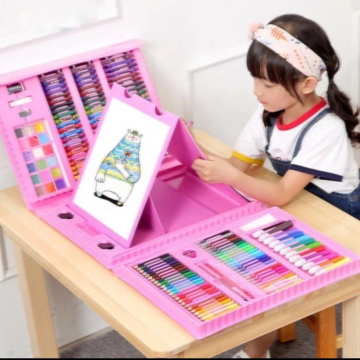 

Produk Terbaru Krayon Set 208 Crayon Super Mega Art Crayon Set Drawing Menggambar Set