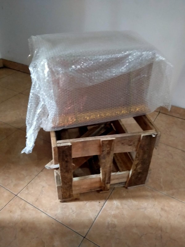 Tempat Hantaran Ukir Fiber Uk. 35x45 Tinggi 25cm Dengan Tutup Akrilik Tebal 3mm - Tempat Seserahan