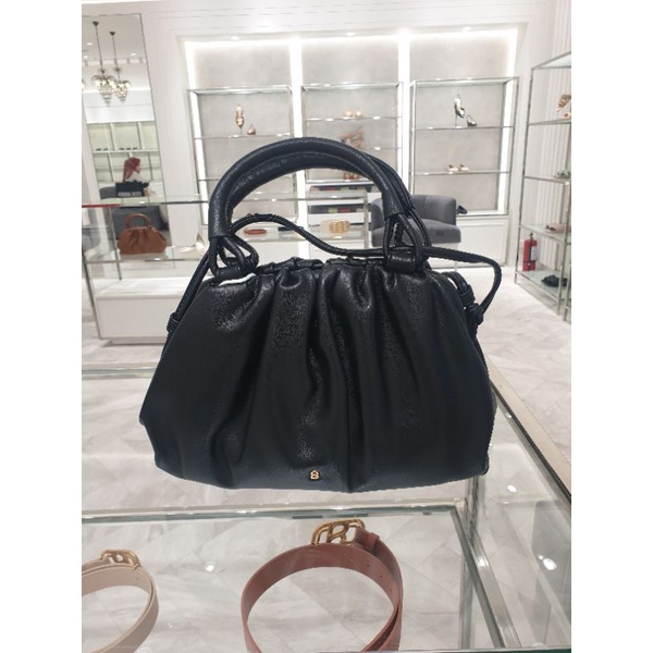 Buttonscarves Cloud Bag Black