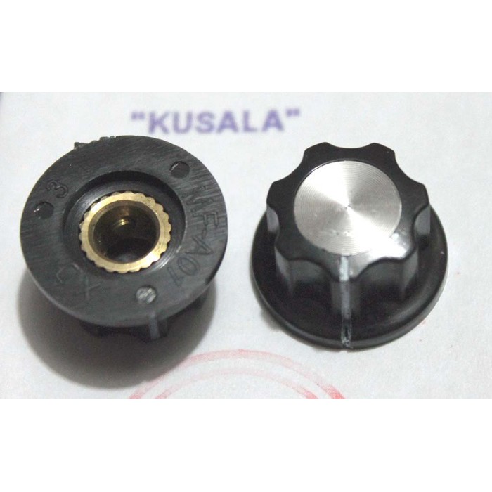 Knob Potensio Hitam Kecil