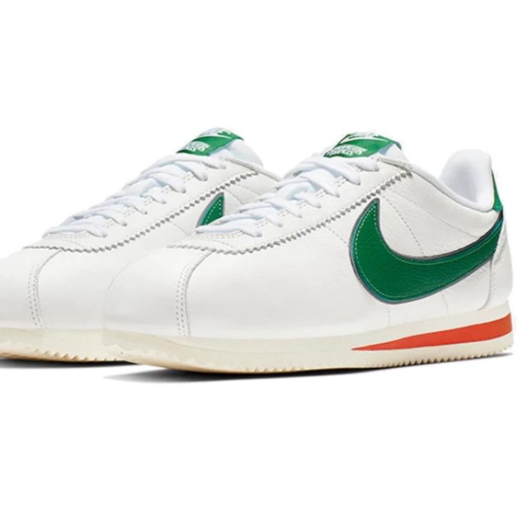 Sudah READY.. Nike Classic Cortez QS HH Stranger Things CJ6106-100