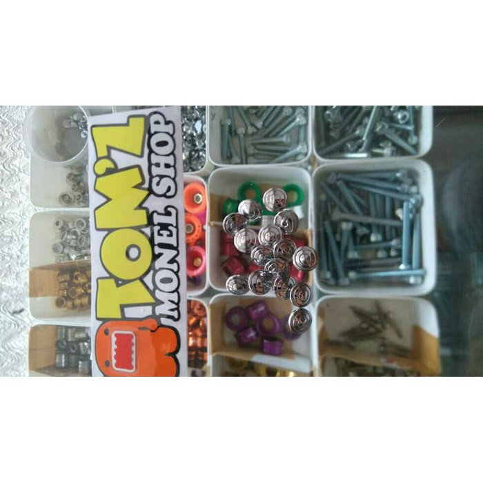 tutup baut L 4 aad154