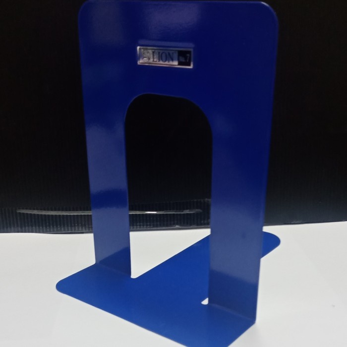 

Mantap Penahan / Pembatas Buku No.7 Lion Biru Terbatas