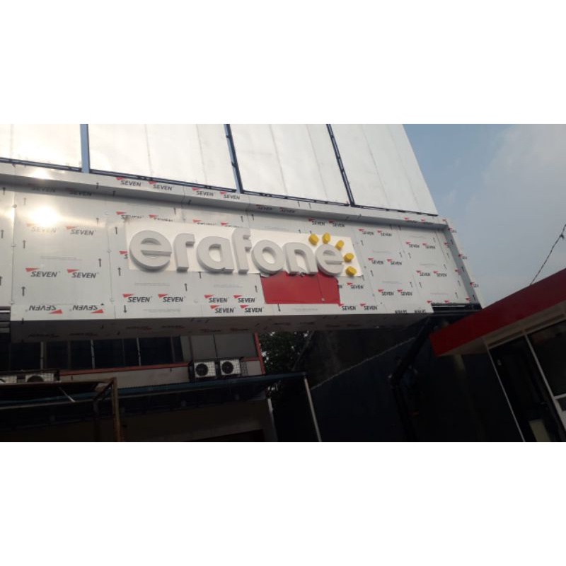 

ERAFONE HURUF TIMBUL NEON BOX REKLAME