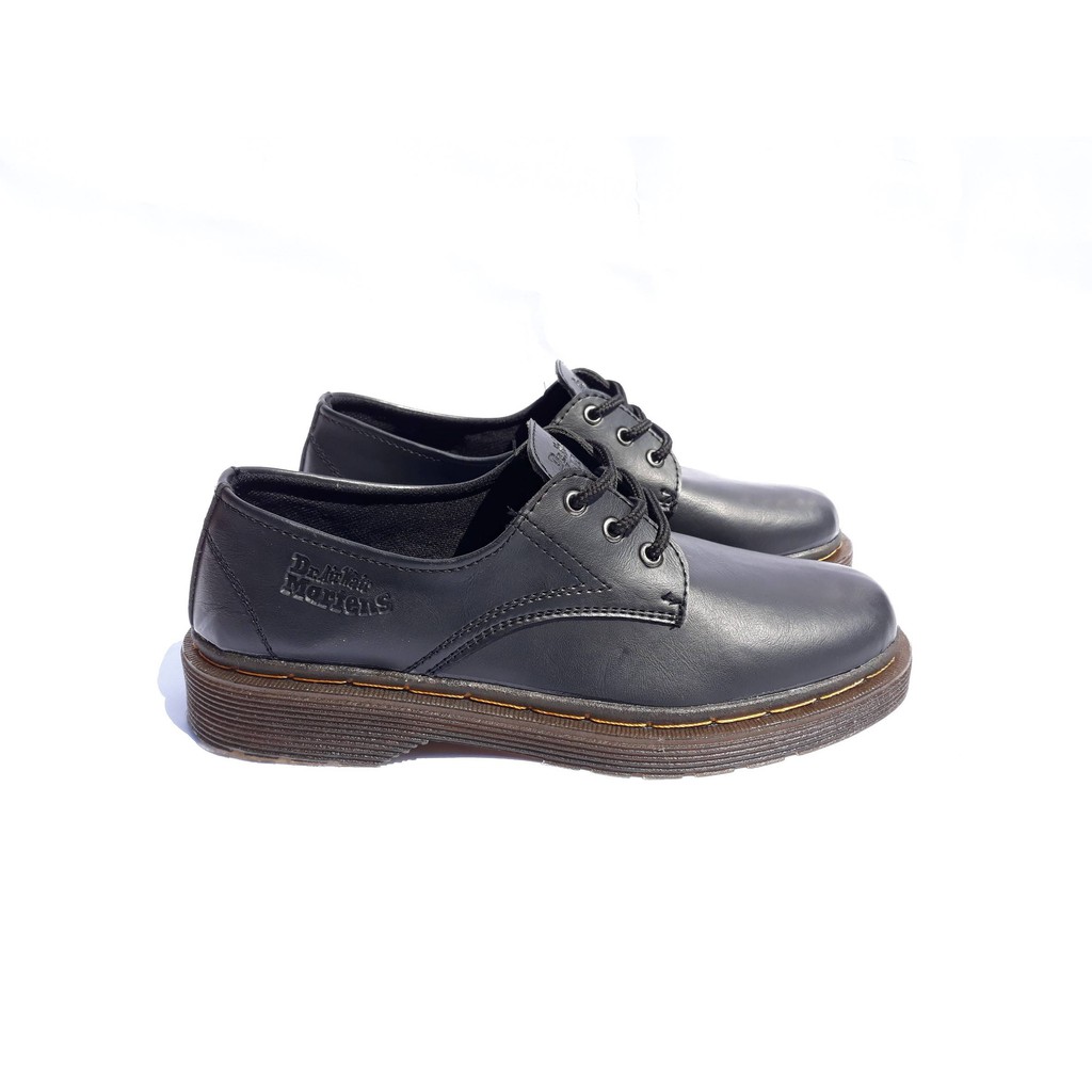 sepatu boots pria dr martens docmart DM low sanskuy hiking touring gantleman