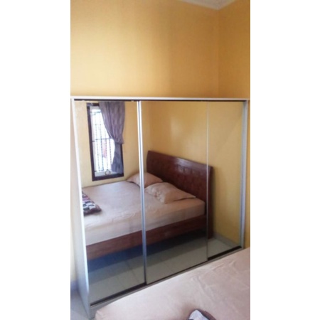 LEMARI PAKAIAN SLEDING/LEMARI PAKAIAN SLIDING/LEMARI SLIDING/LEMARI BAJU GESER/LEMARI  BAJU CUSTOM