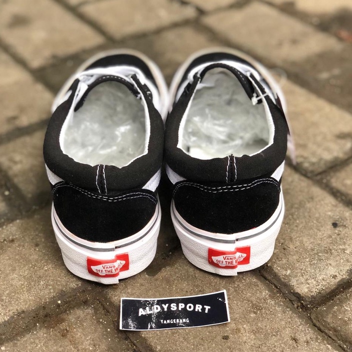 SEPATU VANS OLDSKOOL BLACK WHITE CLASSIC&amp;OG PREMIUM. SEPATU PRIA MURAH. SEPATU VANS PREMIUM