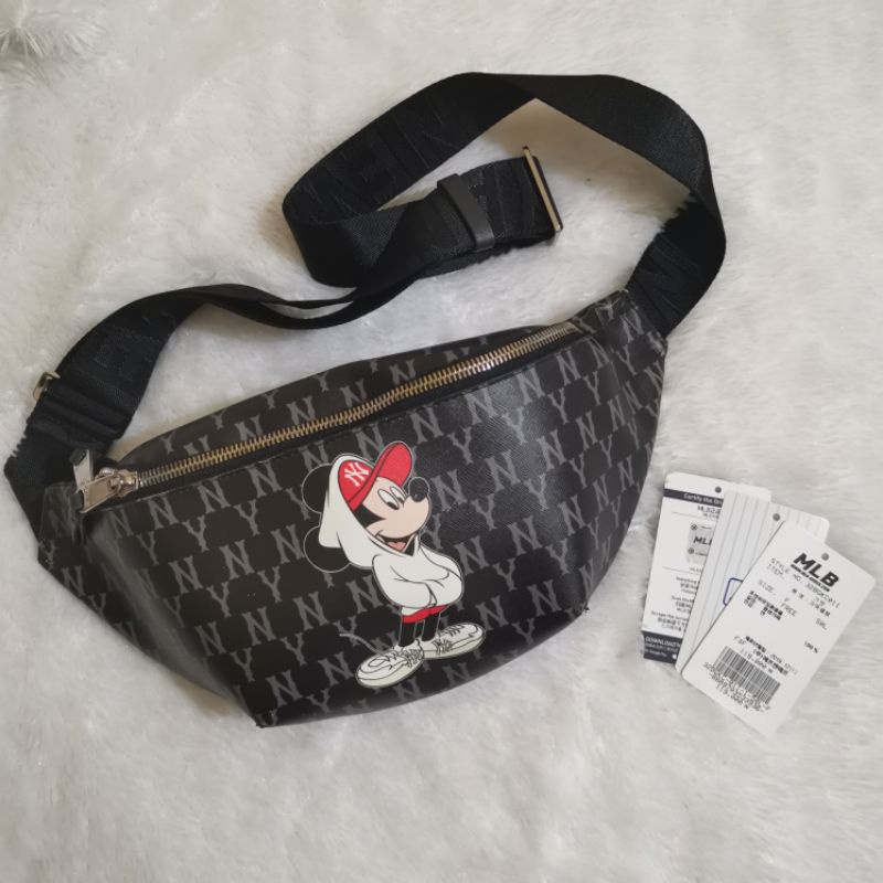 PRELOVED ORIGINAL MLB X DISNEY MICKEY MOUSE WAIST BAG NEW YORK YANKEES