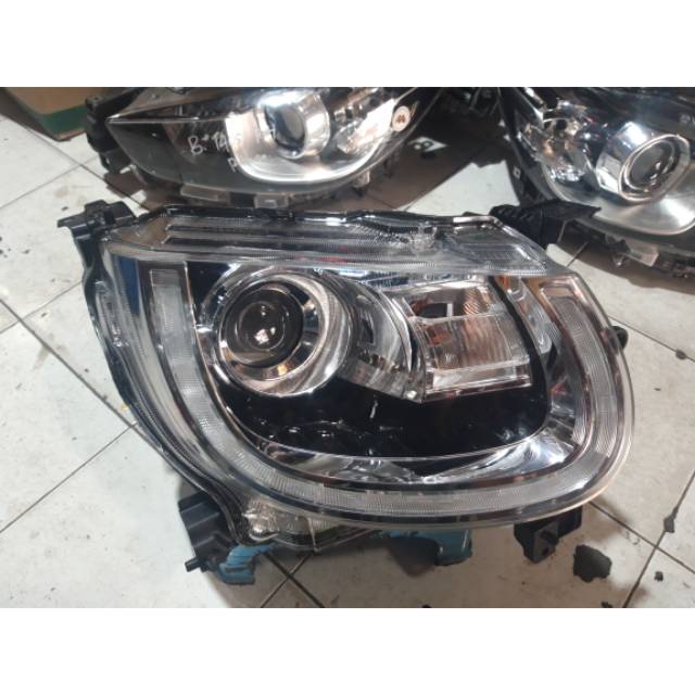 Headlamp suzuki IGNIS 2018 kanan
