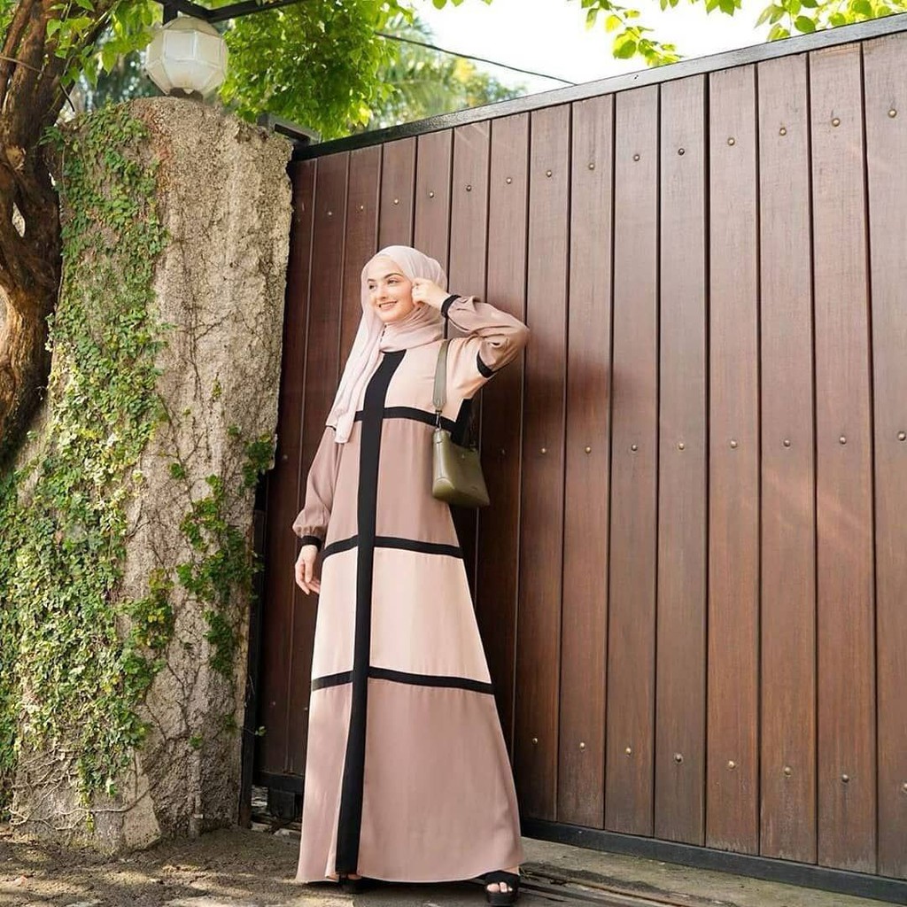 Abaya Hitam Dubai Arabian Lengan Panjang Jumbo Syari Untuk Remaja Dewasa atau Ibu Bahan Jetblack Saudi Premium Baju Muslim Buat Pesta atau Kondangan Fashion Muslim Kekinian Terbaru