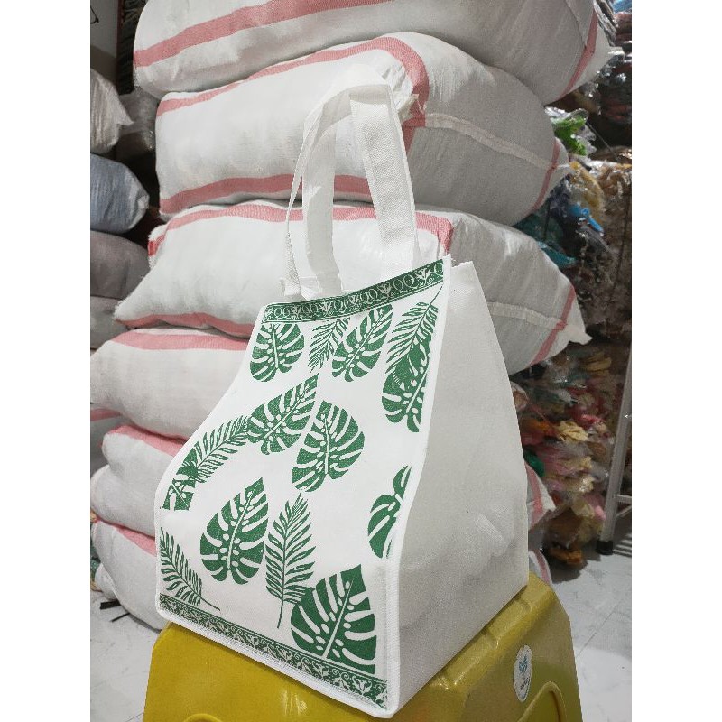 Tas Hajatan NEW kotak motif Daun uk.22x22x30cm harga lusin isi 12