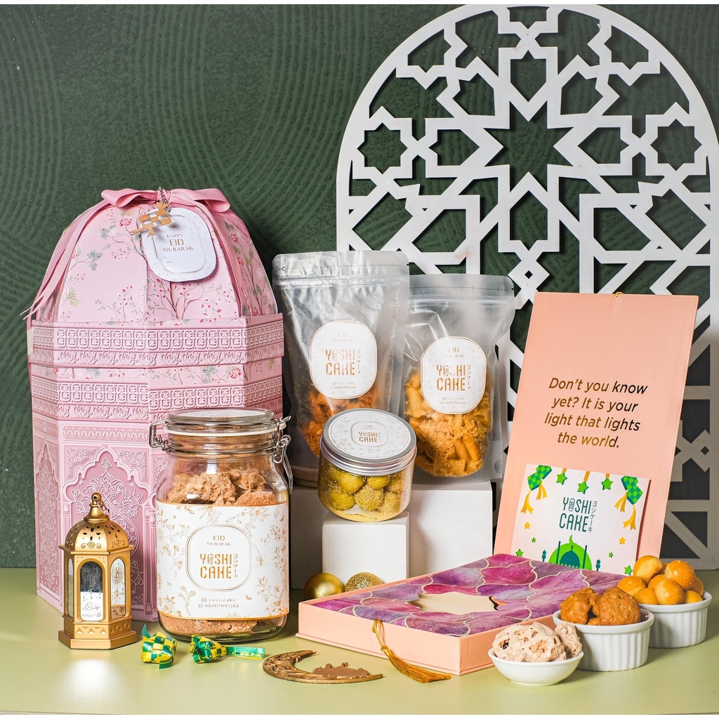 

[PREMIUM] Hampers Kue Lebaran Spesial, Idul Fitri Gift Box - MEKKAH HAMPERS