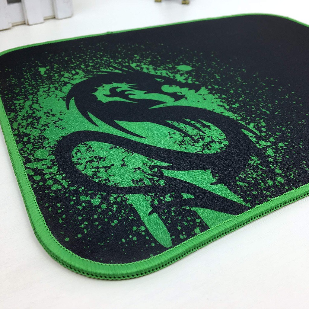 MOUSE PAD GAMING BRANDED GOLIATHUS LOGO RAZER(PINGGIR JAHIT)