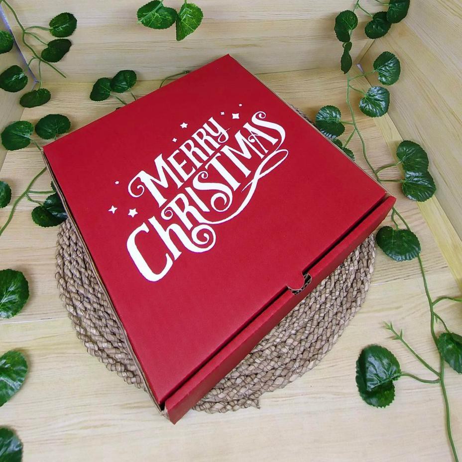 

Termurah Kardus / Box Premium "Merry Christmas" - uk. 24 x 24 x 7 cm