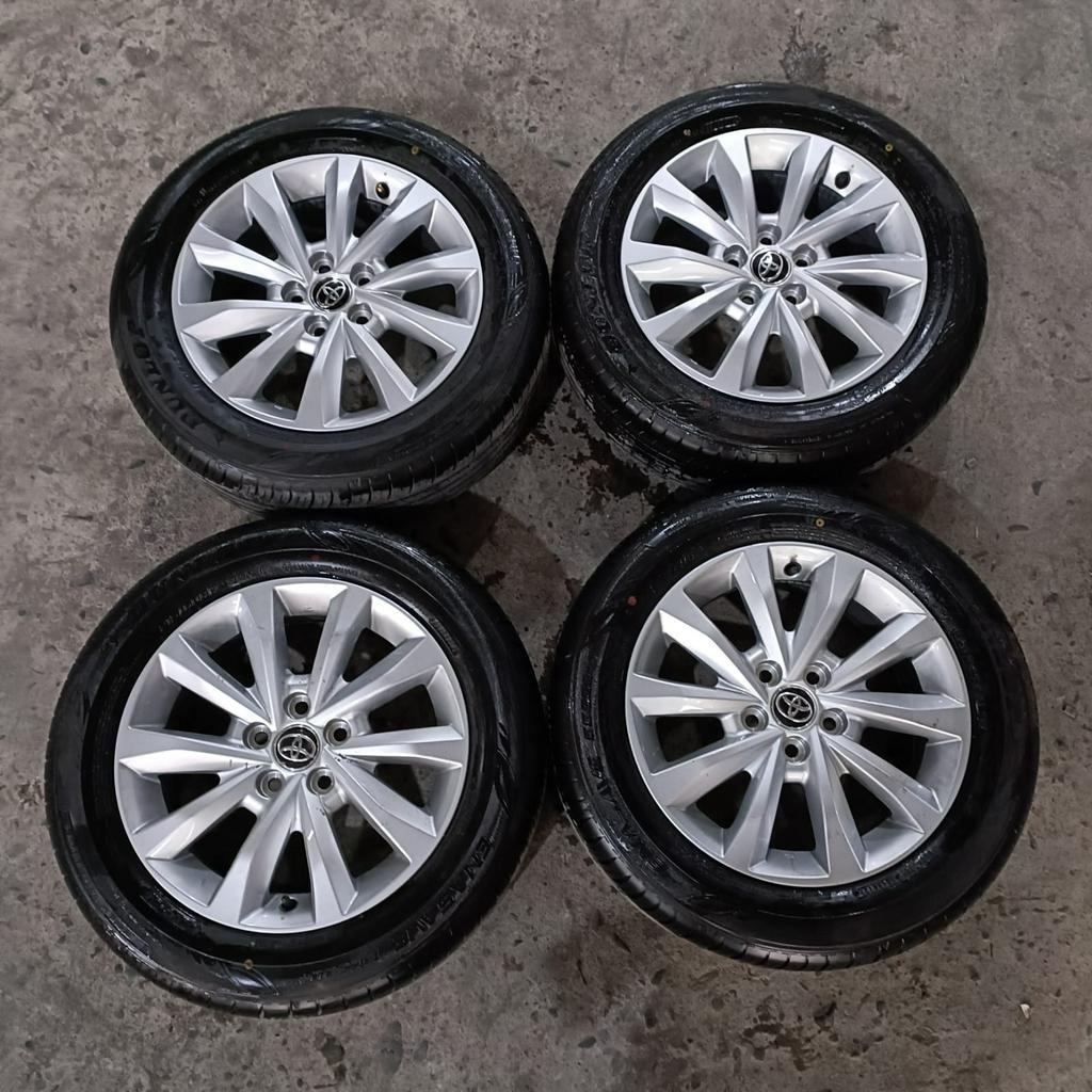 Velg Mobil Bekas Innova Zenix Ring 17 Velg Original Innova Zenix