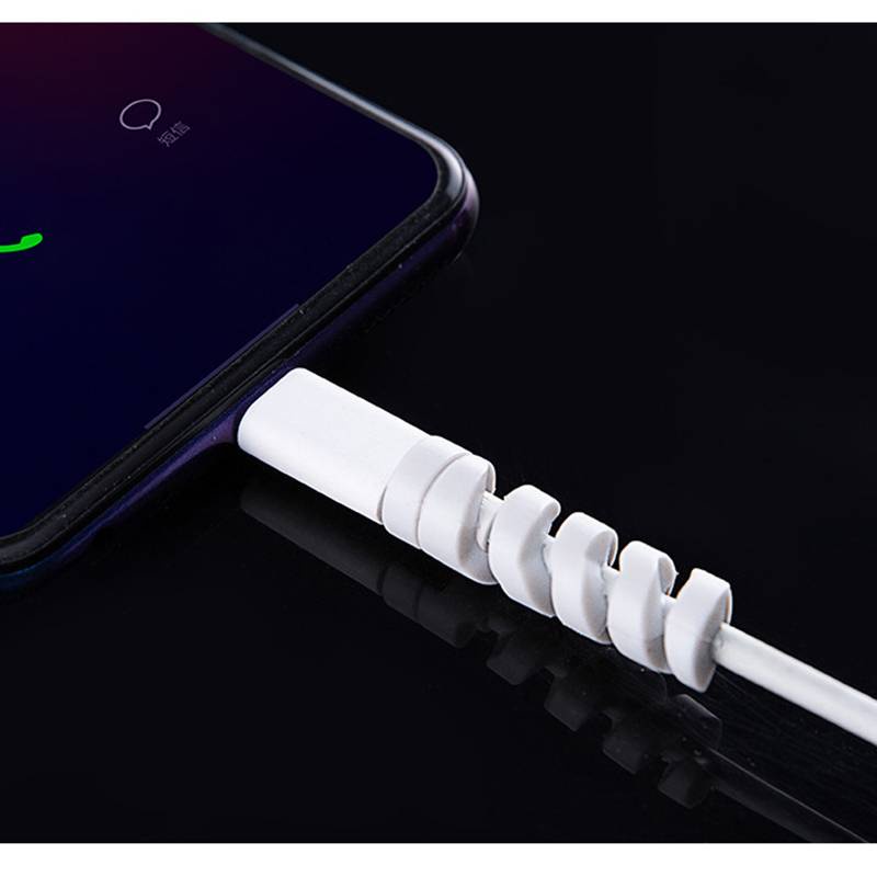 Pelindung Kabel Charger Usb Bahan Silikon Warna Acak Untuk Apple Iphone