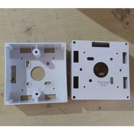 SAKLAR STOPKONTAK OUTBOWDUS BOX PVC PIOLINE DUS KOTAK