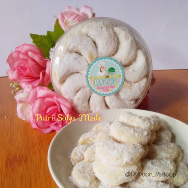 

Putri Salju Mede DAPOER MATEEP