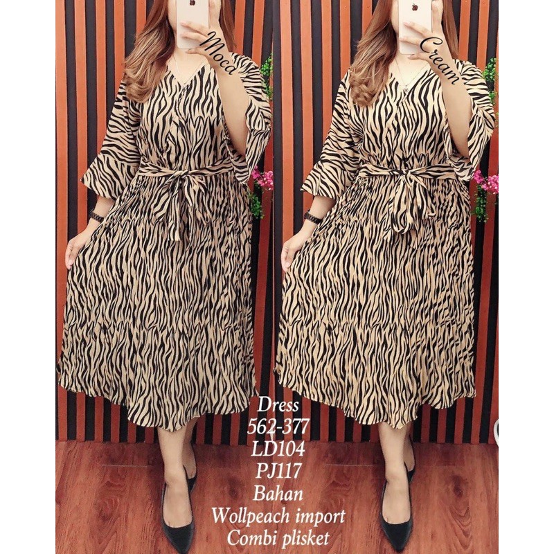 FY-562 Dress Wollpeach Import Combi Plisket