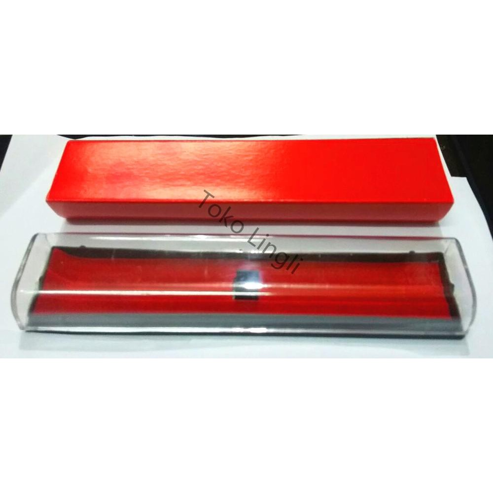 

Kotak Pulpen kaca LL