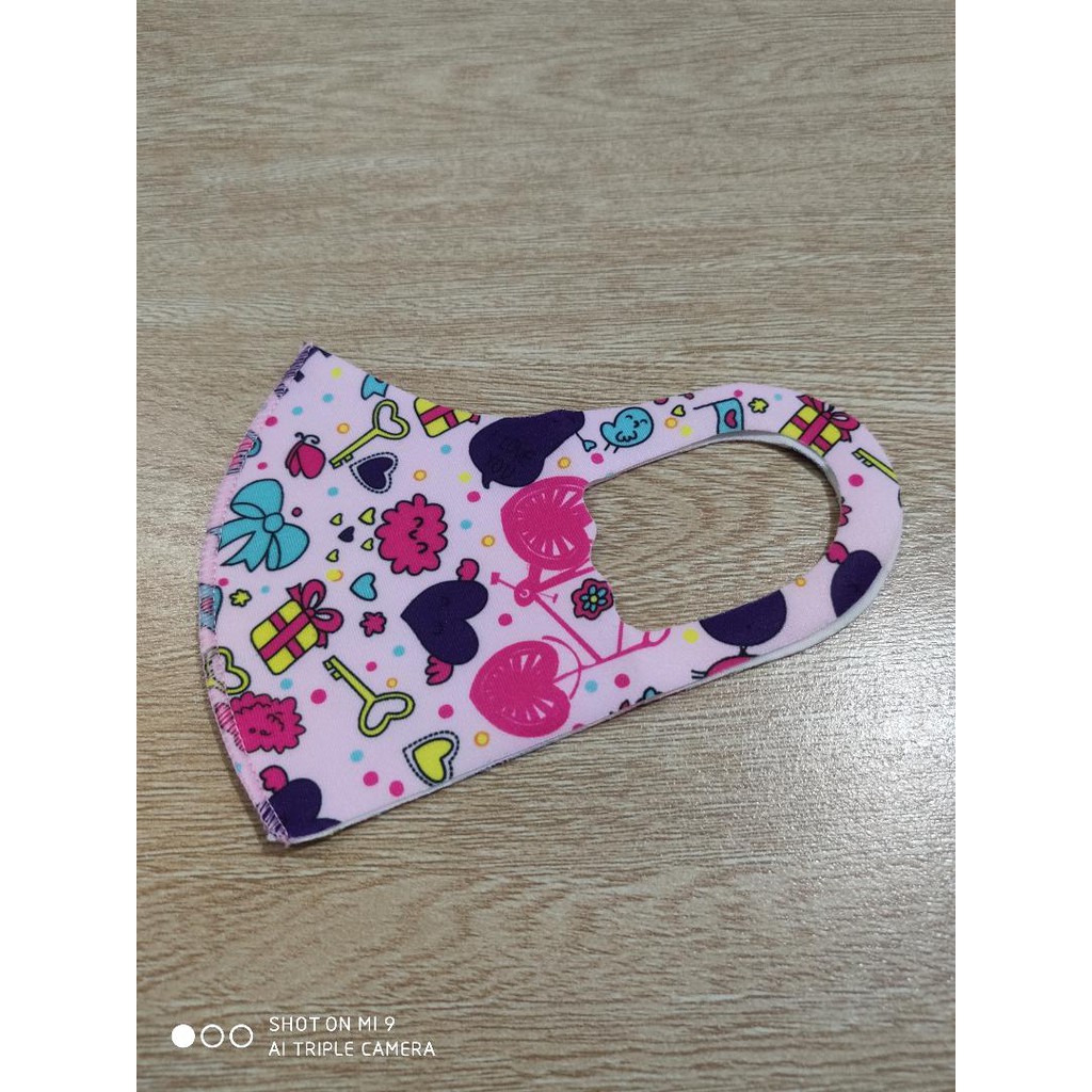 Masker bahan SPONGE DAN SCUBA bahan lembut elastis mudah dicuci BREATHABLE GAK BUAT SESAK NAFAS