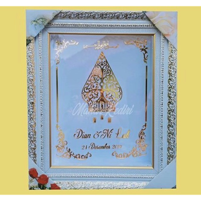 MAHAR PERNIKAHAN AKRILIK GOLD