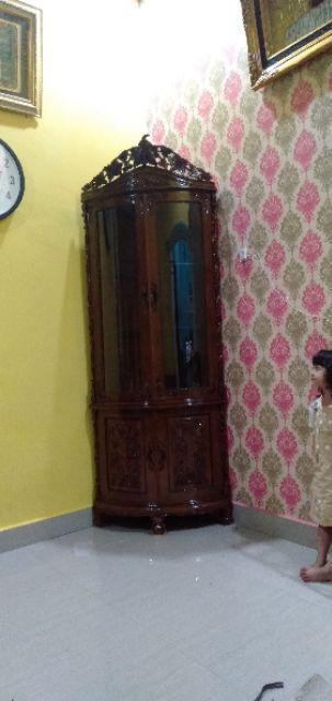 Almari Sudut Mawar.ambalan Kaca,mebel Jepara,furniture