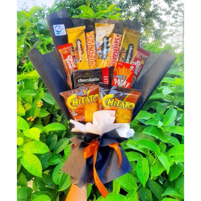 

Buket Chocolatos Silverqueen Chitato Mewah /paket/bingkisan Snack Ulang Tahun/Ultah/ Wisuda/Kado/Hadiah