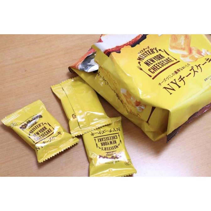 

Kue Kering Fujiya Country Maam Cookies Meisters's New York Cheesecake import