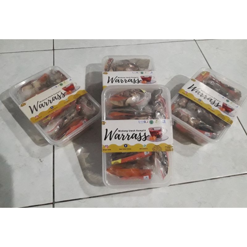 

WEDANG UWUH KOMPLIT WARRAS LENGKAP DENGAN GULA BATU ISI 8PCS
