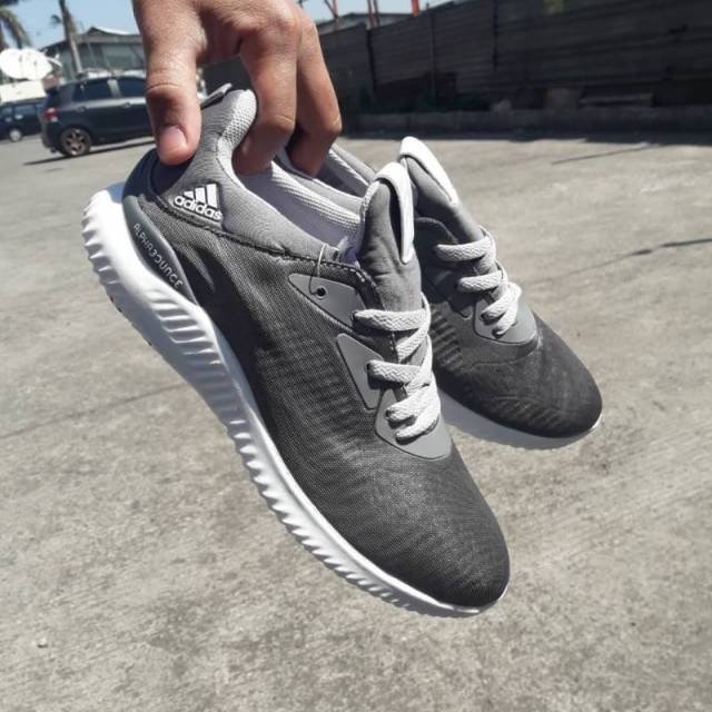 Adidas Alphanche Vietnam