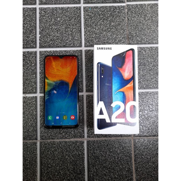 Handphone HP Samsung Galaxy A20 Ram 3/32Gb Second Bekas