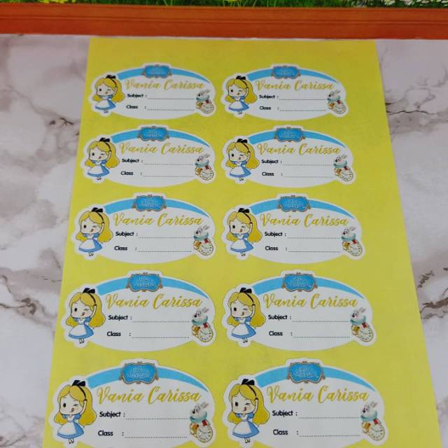 

CUSTOM STIKER BUKU & STIKER NAMA WATERPROOF