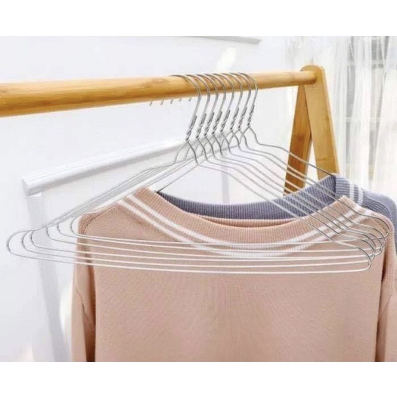 Hanger Kawat Baju Per set 10 pcs / Gantungan Baju Stainless steel isi 10 pcs