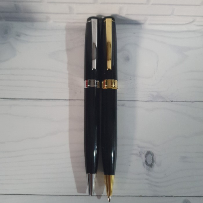 

Star Pulpen Promosi Metal Ballpoint F1 Hitam Glossy Dgn Grafir Nama Berkualitas