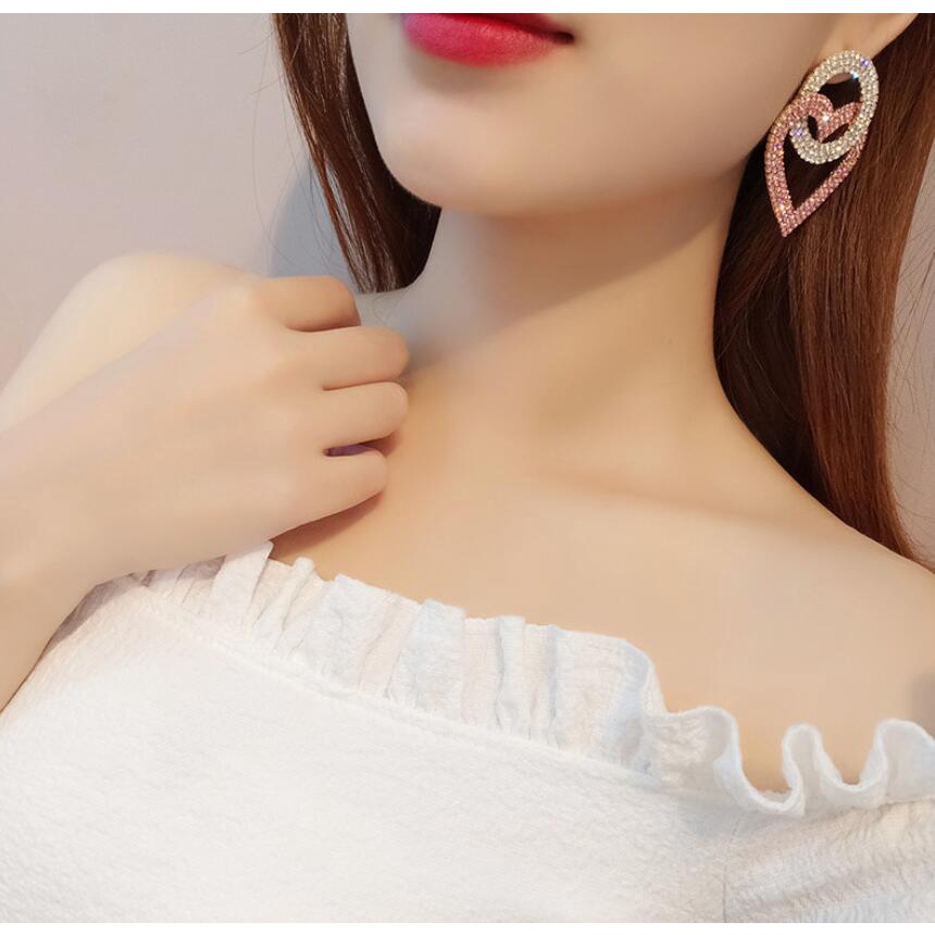 925 perak stud berlian imitasi bertatahkan berlebihan anting-anting fashion peach jantung Eropa dan