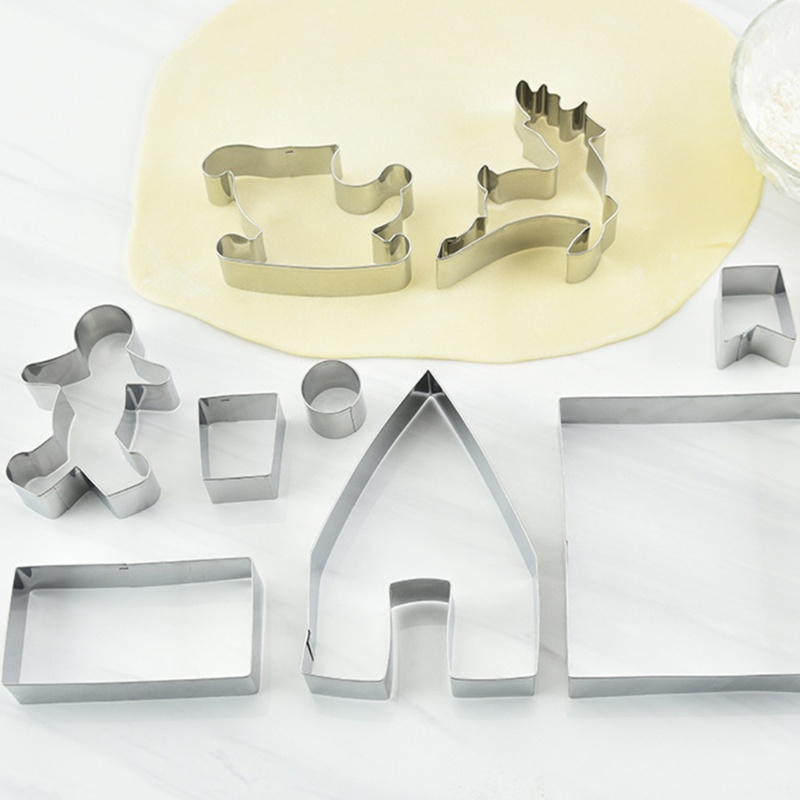 9 Pcs Alat Kue 3D Tema Natal Bahan Stainless Steel Anti Lengket Untuk Anak