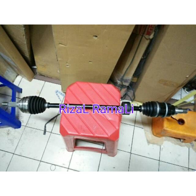 As roda-drive shaft calya sigra kanan