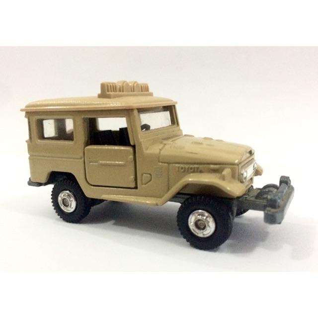 tomica fj40