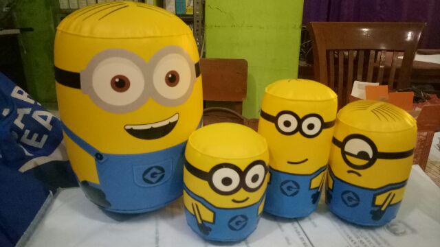 Minion Bob Cute Small 9cm Mainan Anak Hiasan Meja Air Punch